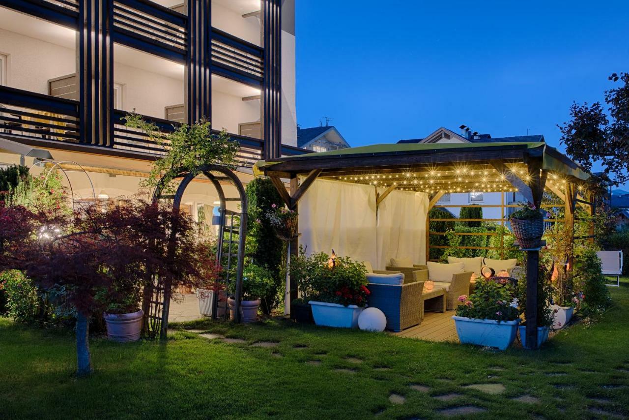Hotel Kristall Falzes Ngoại thất bức ảnh