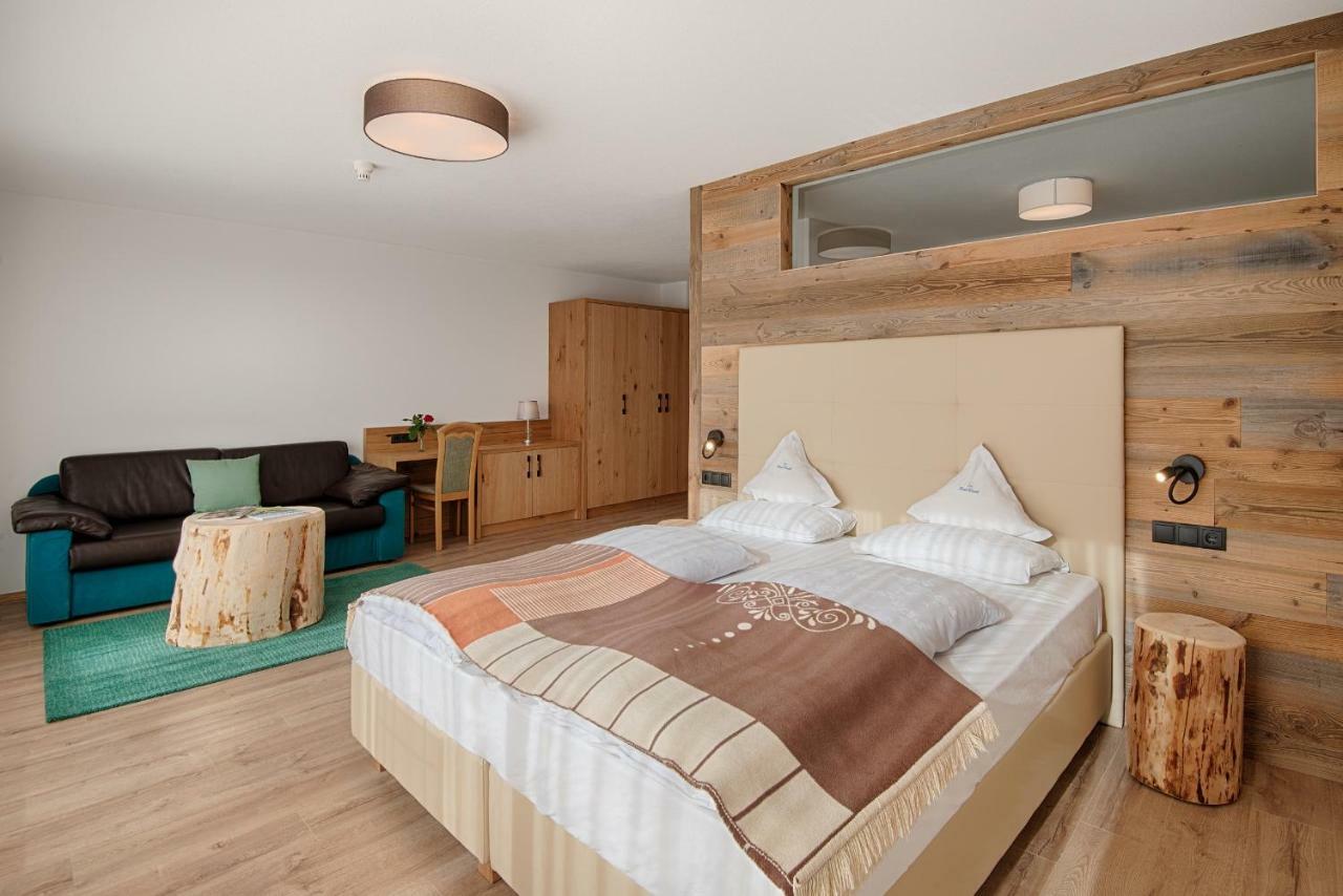 Hotel Kristall Falzes Ngoại thất bức ảnh