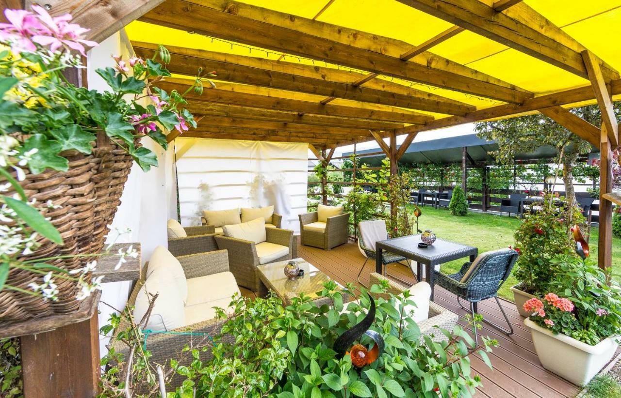 Hotel Kristall Falzes Ngoại thất bức ảnh